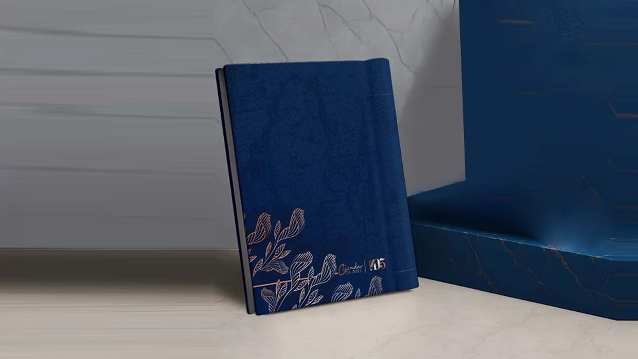 چاپ سررسید 1405 وزیری سلفونی فنری مهدیس در چاپاتو